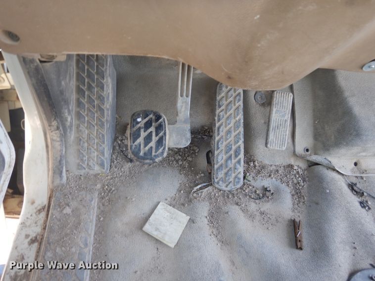 image for item DV9743 2003 Sterling L-Line ready mix truck