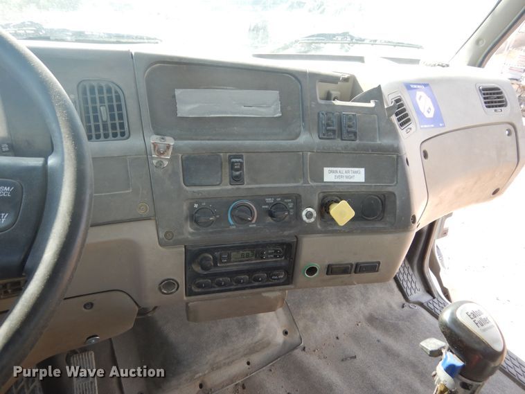 image for item DV9743 2003 Sterling L-Line ready mix truck