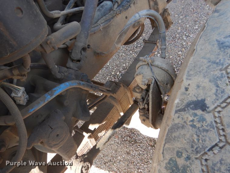 image for item DV9743 2003 Sterling L-Line ready mix truck