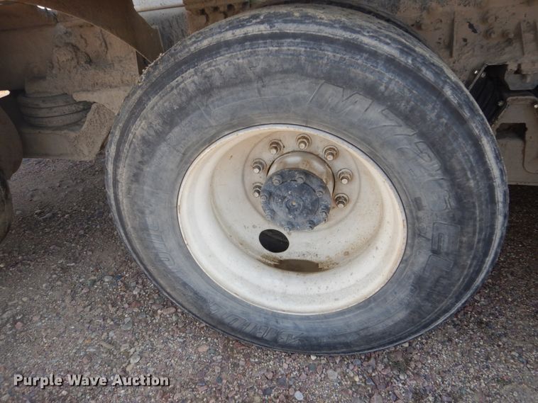 image for item DV9743 2003 Sterling L-Line ready mix truck