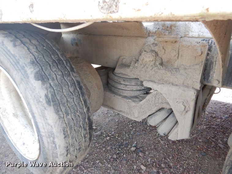 image for item DV9743 2003 Sterling L-Line ready mix truck