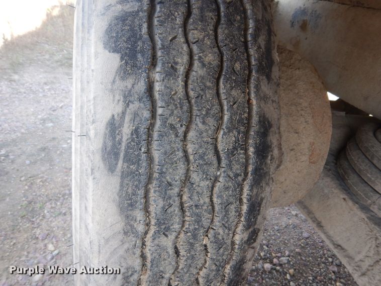 image for item DV9743 2003 Sterling L-Line ready mix truck