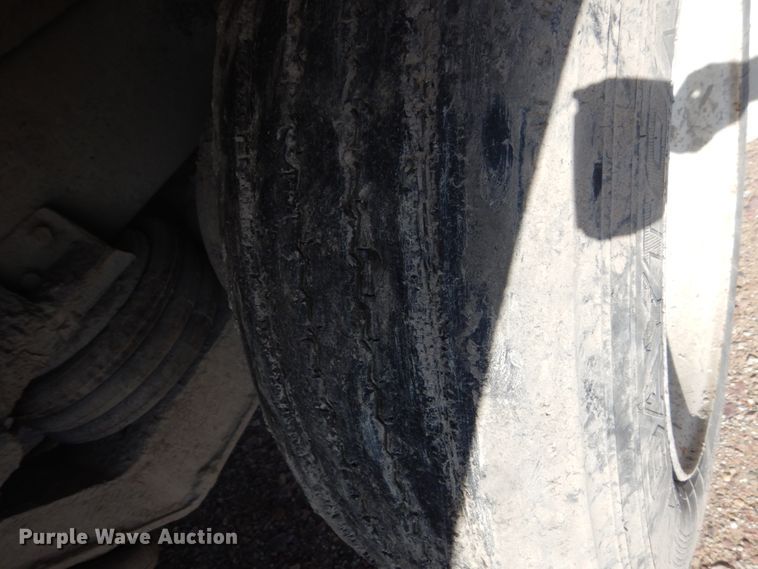 image for item DV9743 2003 Sterling L-Line ready mix truck