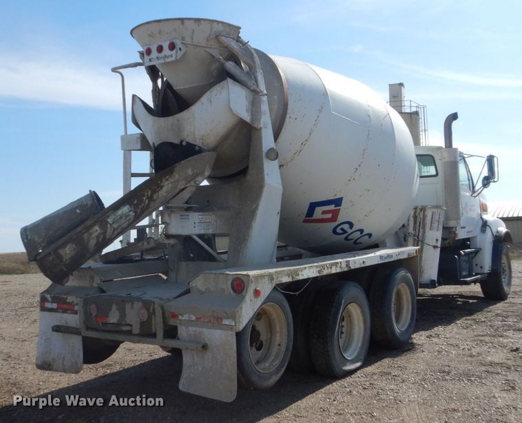 image for item DV9744 2003 Sterling L-Line ready mix truck