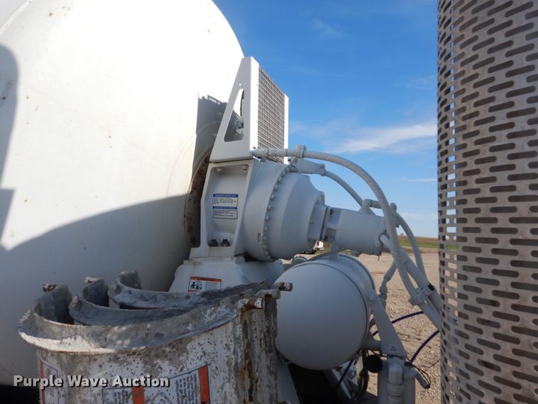 image for item DV9744 2003 Sterling L-Line ready mix truck