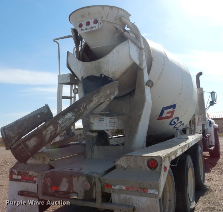 image for item DV9744 2003 Sterling L-Line ready mix truck