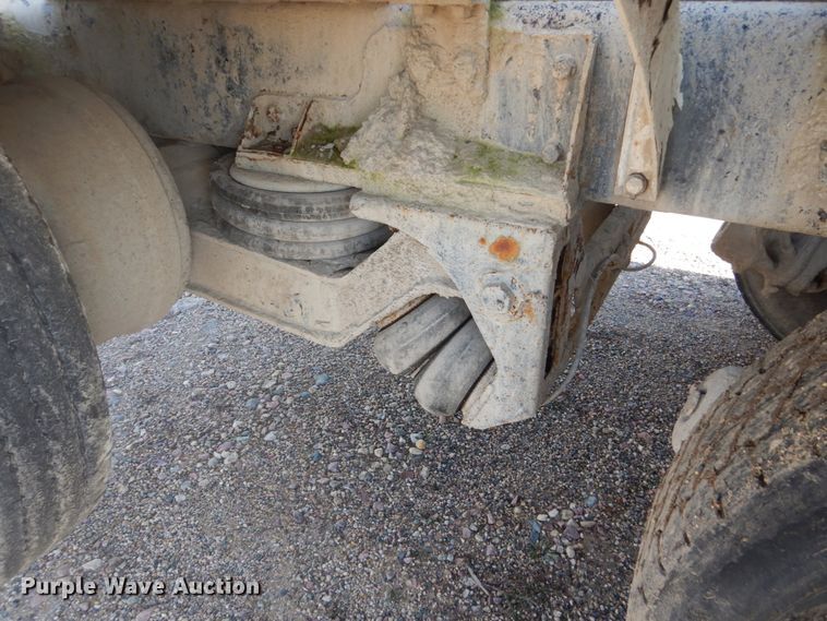 image for item DV9744 2003 Sterling L-Line ready mix truck