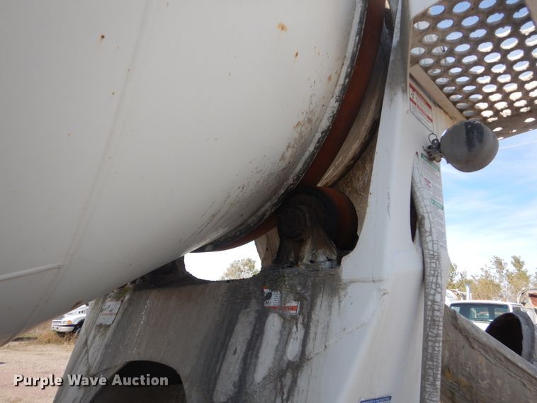 image for item DV9744 2003 Sterling L-Line ready mix truck