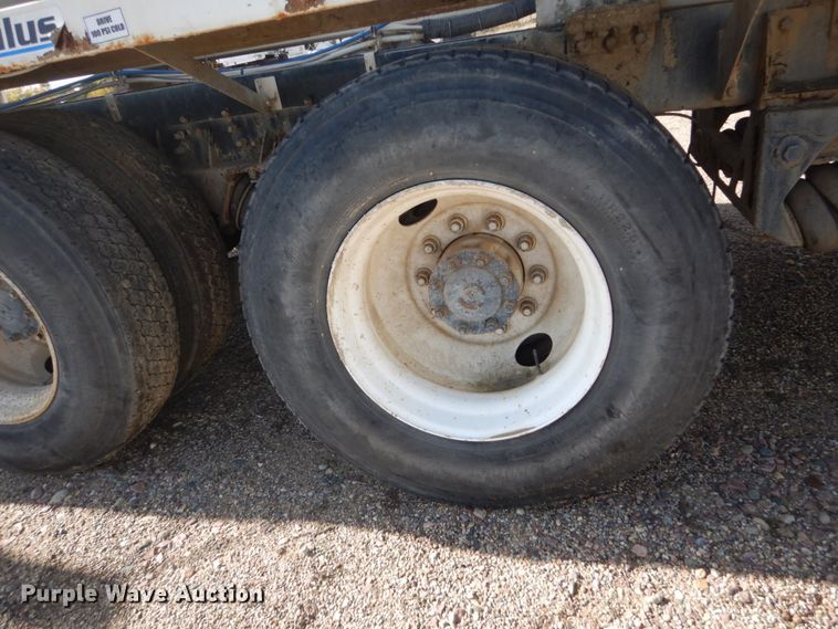 image for item DV9744 2003 Sterling L-Line ready mix truck