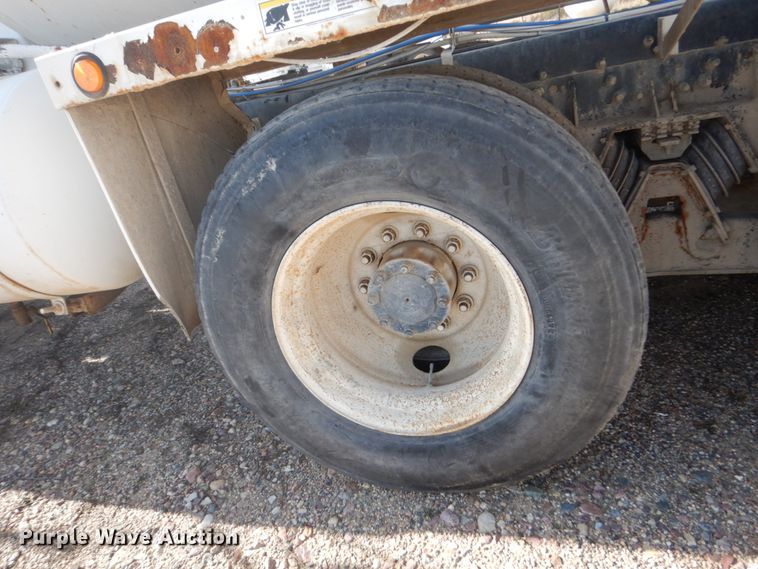 image for item DV9744 2003 Sterling L-Line ready mix truck