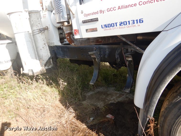 image for item DV9745 2007 Sterling L-Line ready mix truck