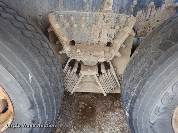 image for item DV9745 2007 Sterling L-Line ready mix truck