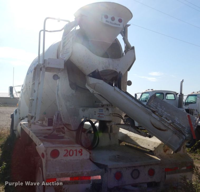 image for item DV9745 2007 Sterling L-Line ready mix truck