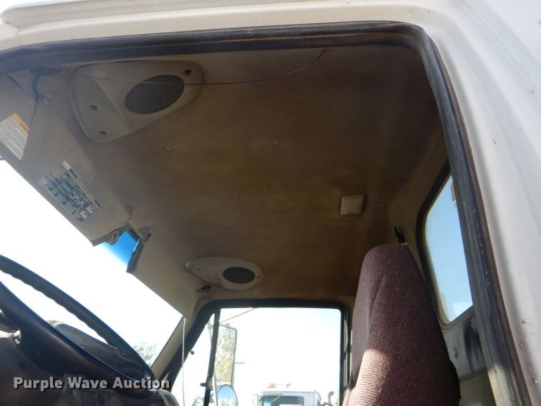 image for item DV9745 2007 Sterling L-Line ready mix truck