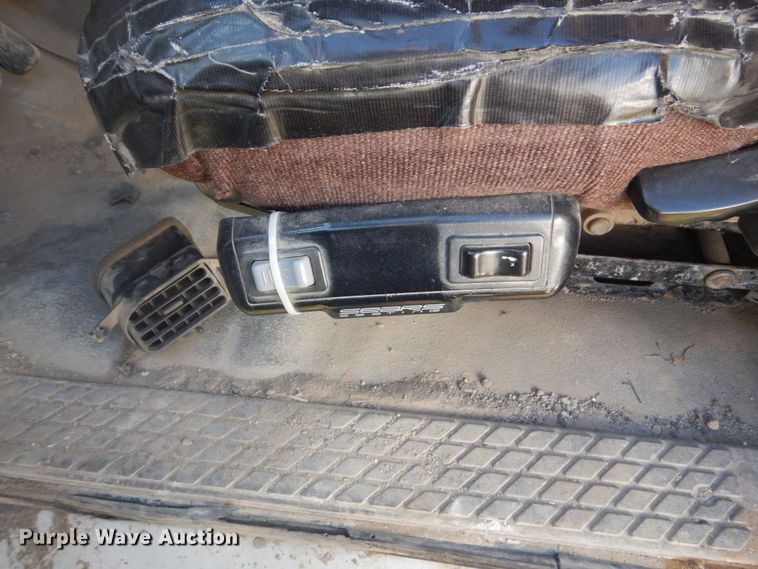 image for item DV9745 2007 Sterling L-Line ready mix truck