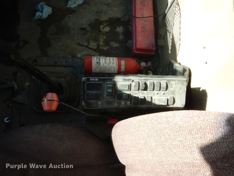 image for item DV9745 2007 Sterling L-Line ready mix truck