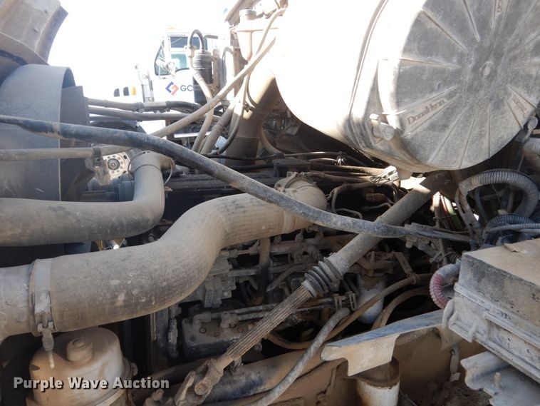 image for item DV9745 2007 Sterling L-Line ready mix truck