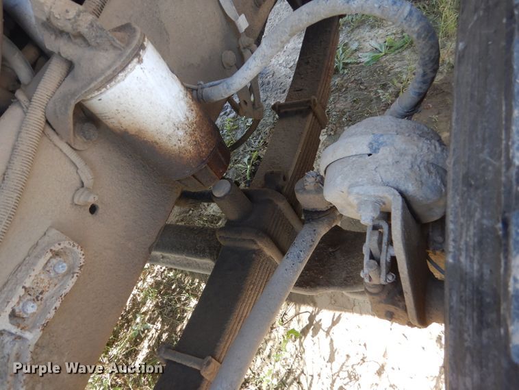 image for item DV9745 2007 Sterling L-Line ready mix truck