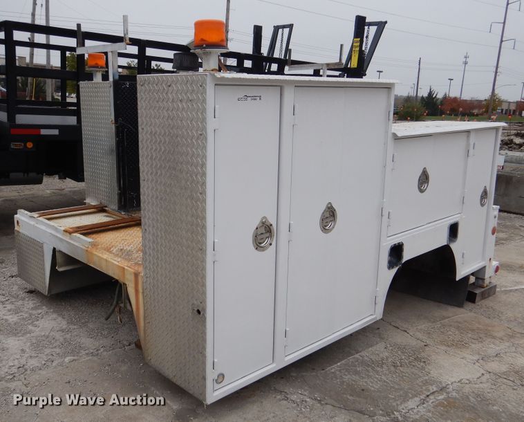 image for item DY9862 STI utility bed