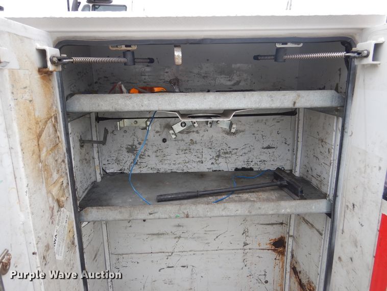 image for item DY9862 STI utility bed