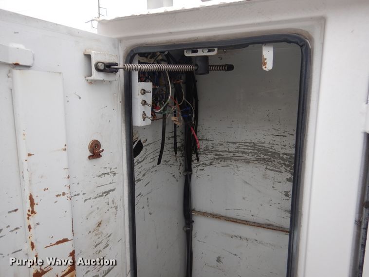 image for item DY9862 STI utility bed