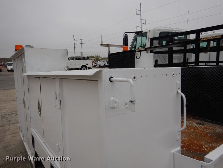 image for item DY9862 STI utility bed