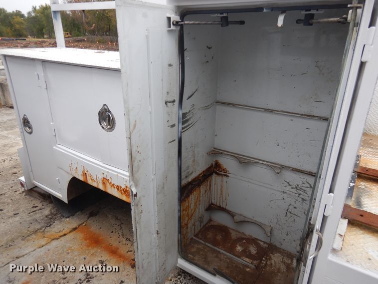 image for item DY9862 STI utility bed