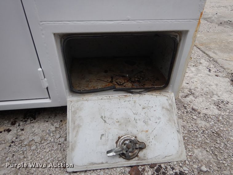 image for item DY9862 STI utility bed