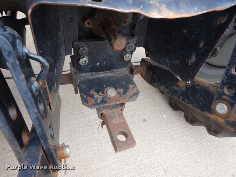 image for item EC9019 2014 Mahindra 1533 HST MFWD tractor