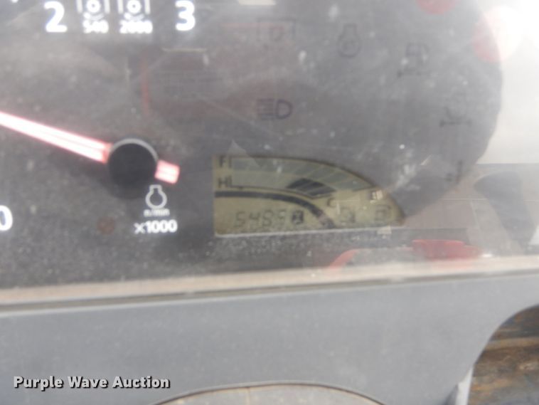 image for item EC9019 2014 Mahindra 1533 HST MFWD tractor