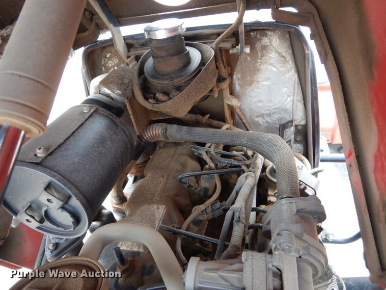 image for item EC9019 2014 Mahindra 1533 HST MFWD tractor