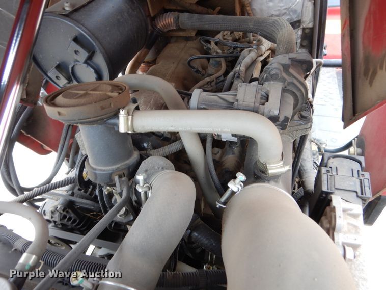 image for item EC9019 2014 Mahindra 1533 HST MFWD tractor