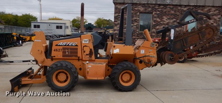 image for item EC9020 Case 660 trencher