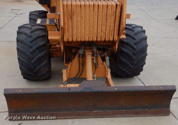 image for item EC9020 Case 660 trencher