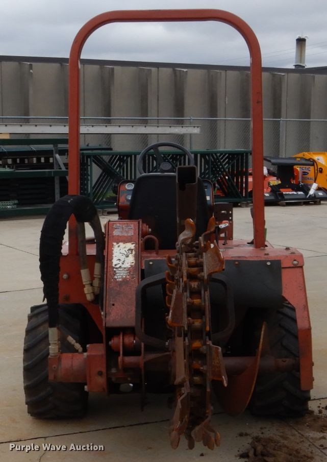 image for item EC9021 1999 Ditch Witch 3700 trencher