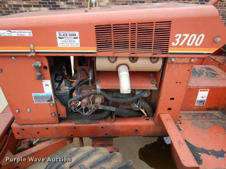 image for item EC9021 1999 Ditch Witch 3700 trencher
