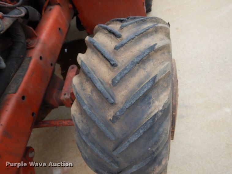 image for item EC9021 1999 Ditch Witch 3700 trencher