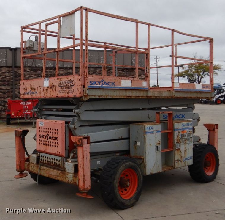 image for item EC9022 Sky Jack SJ8841 scissor lift