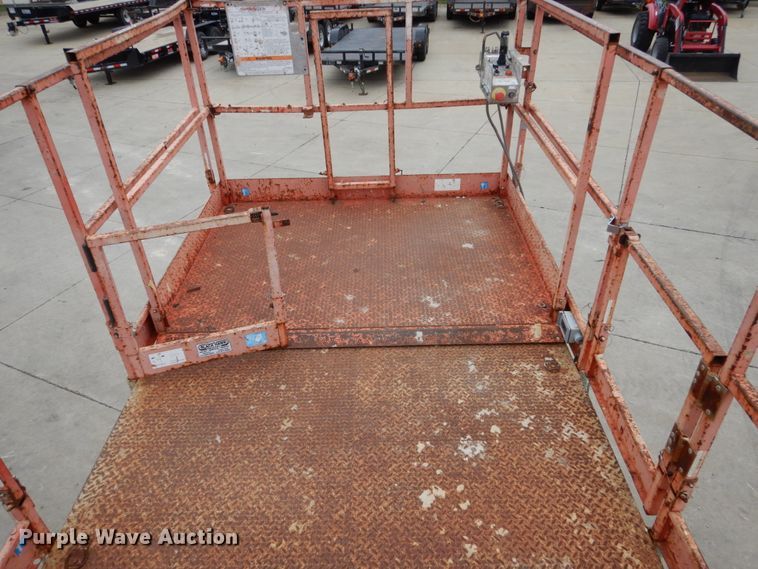 image for item EC9022 Sky Jack SJ8841 scissor lift