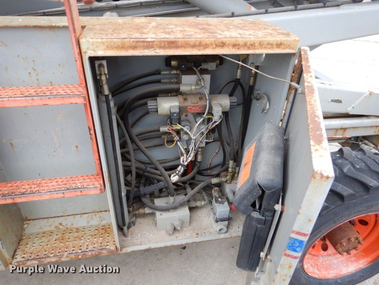 image for item EC9022 Sky Jack SJ8841 scissor lift