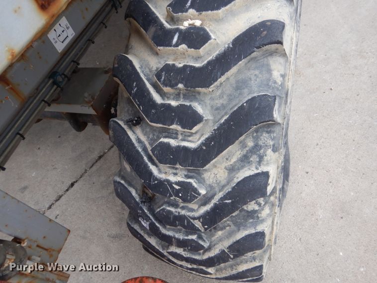 image for item EC9022 Sky Jack SJ8841 scissor lift