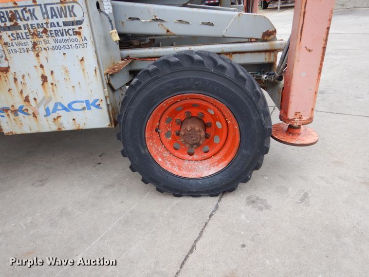 image for item EC9022 Sky Jack SJ8841 scissor lift