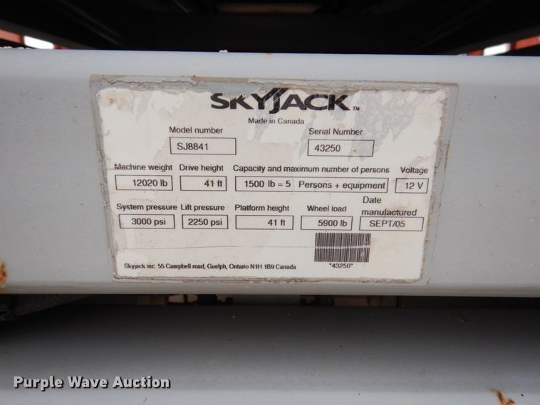 image for item EC9022 Sky Jack SJ8841 scissor lift