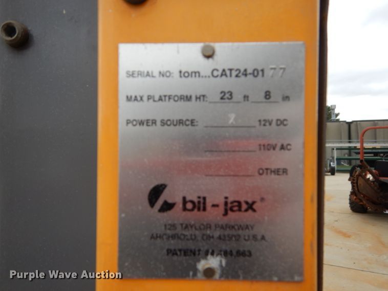 image for item EC9023 Workforce Tom Cat vertical lift