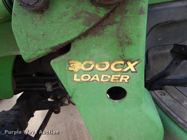 image for item EC9026 2006 John Deere 3320 tractor