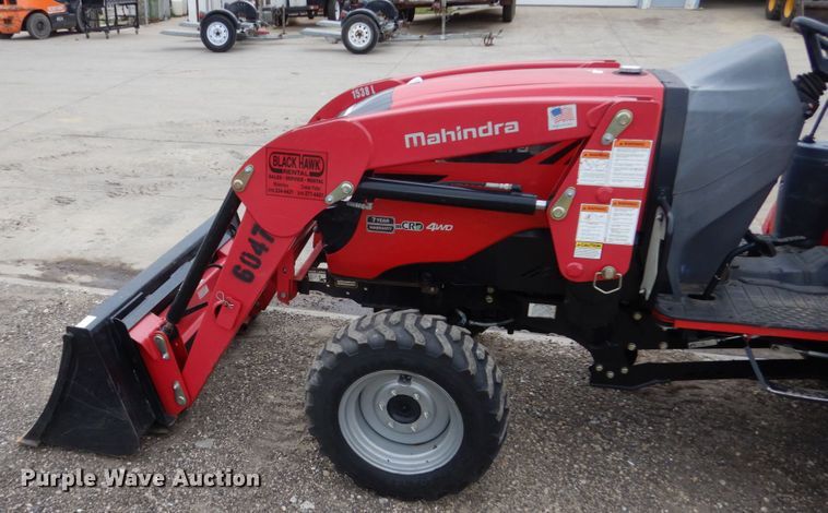 image for item EC9027 2016 Mahindra 1538 HST MFWD tractor