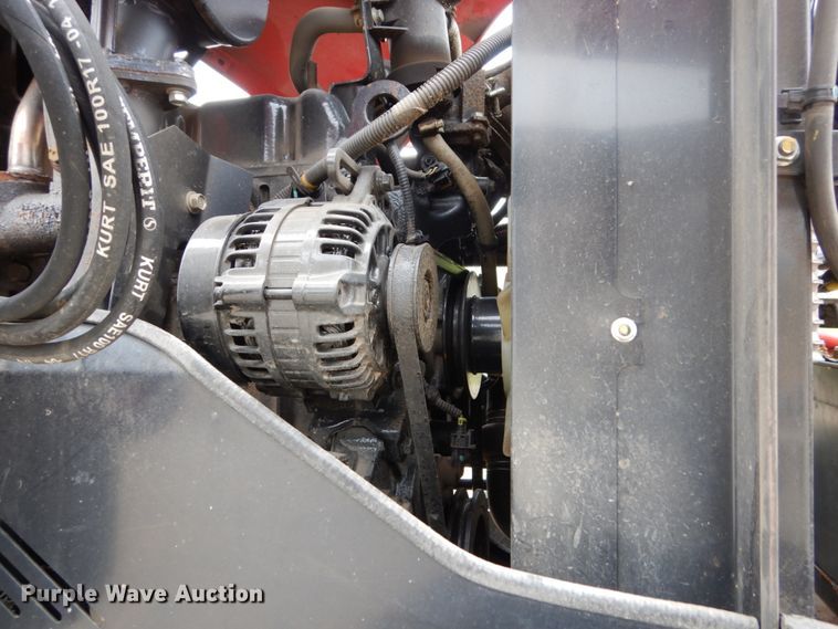 image for item EC9027 2016 Mahindra 1538 HST MFWD tractor