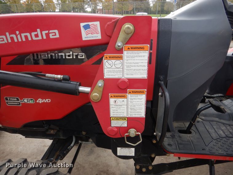 image for item EC9028 2014 Mahindra 1533 HST MFWD tractor