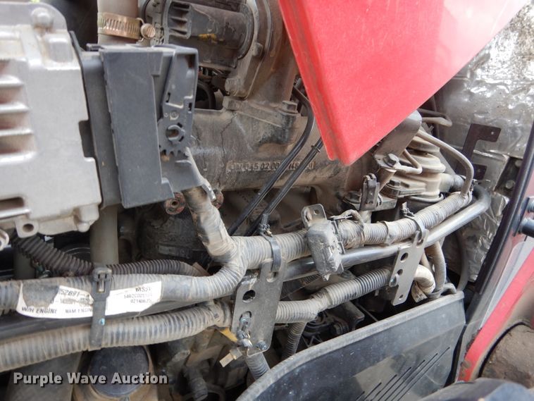 image for item EC9028 2014 Mahindra 1533 HST MFWD tractor