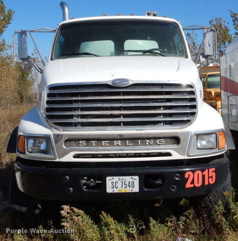 image for item EC9031 2007 Sterling L-Line ready mix truck